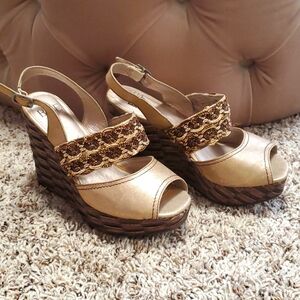 BKE Bronze Shimmer Wedges